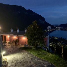 Casa Belvedere, hotell i Rovio