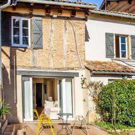Gîte du Café Suquet à Giroussens