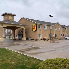 Super 8 by Wyndham Great Bend, viešbutis mieste Great Bend