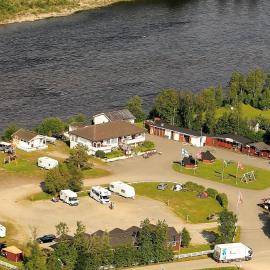 Alta River Camping, hotel en Alta