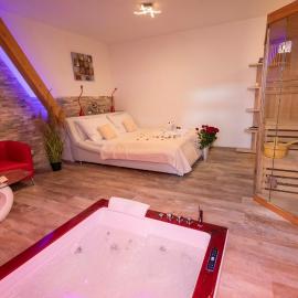 Romantický wellness suite hotel Heinz, hotel v mestu Dobříš