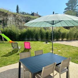 Gîte Bambou, hotel in Seigy
