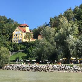 Hotel-Restaurant Faustschlössl, hotel a Feldkirchen an der Donau