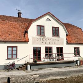 Mejeriet Stenkyrka, хотел в Tingstäde