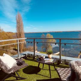 Penthouse-Suite am Plöner See, hotel en Ascheberg