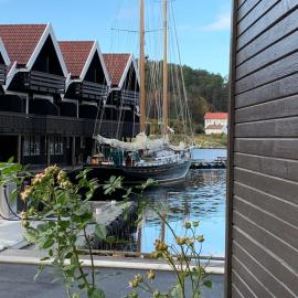 Trysnes Brygge, hotel in Kristiansand