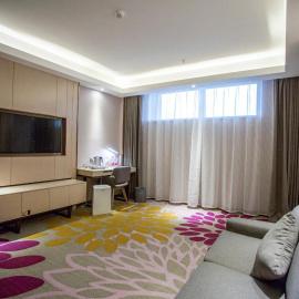 Lavande Hotel Changji Changning Road, Hotel in Changji