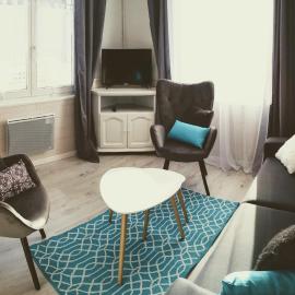 TERRASSE -100 m PLAGE -GRAND APPARTEMENT-8 PERS, hotel in Berck-sur-Mer