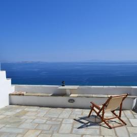 Villa Ioanna Tinos – hotel w mieście Kionia