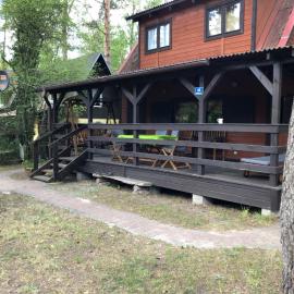 Domek nad jeziorem Głębokie, hotel u gradu Głębokie