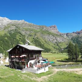 La Piana Appartamenti, Hotel in Alpe Devero