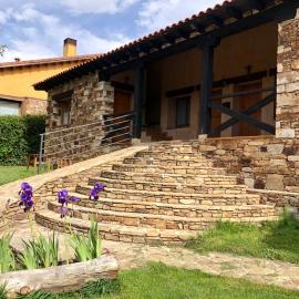 El Hayuco de Montejo, hotel in Montejo de la Sierra