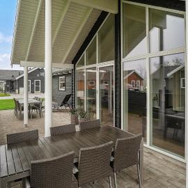 10 person holiday home in Hasselberg