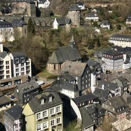 Hotel Alt Montjoie, hotelli kohteessa Monschau