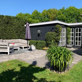 Place To Be, Hotel in Naarden