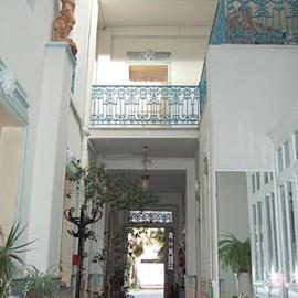HOTEL MARCEILLAC، فندق في كاسلسارازين