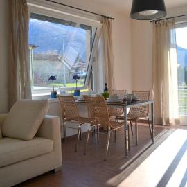 Casa CONTE air conditioning, near Station, Center and Ferry to Bellaggio