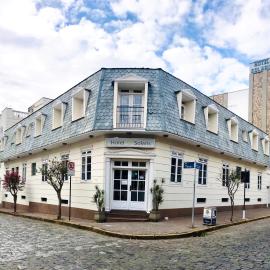Hotel Solaris, hotel i São Lourenço