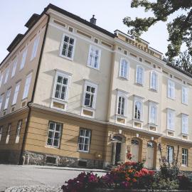 Gemütliches Wohnen in der alten Schule, Hotel in Weitra