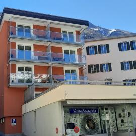 Chesa Quadrella Zimmer mit Kochecke inklusive Bergbahnen im Sommer-ausser Studio, hotel a Pontresina