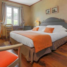 Le Pont de L'Ouysse, hotel em Lacave