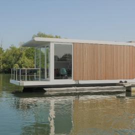 Houseboat Martinique, hotel di Maastricht