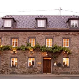 Landhaus Halferschenke, hotel in Dieblich