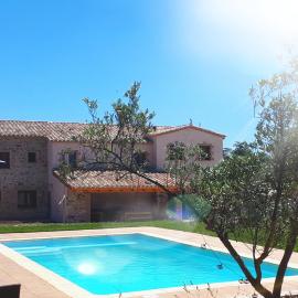La Masia de Montpedrós, hotelli kohteessa Peralada