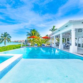 Villa Northwinds - At Orange Hill - Private Pool – hotel w mieście Nassau