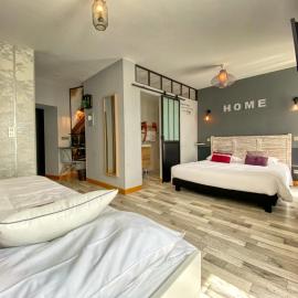 Hôtel Le P'tit Monde、モンティニャックのホテル