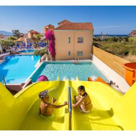 Stefan Village Hotel, hotel a Agia Marina Nea Kydonias