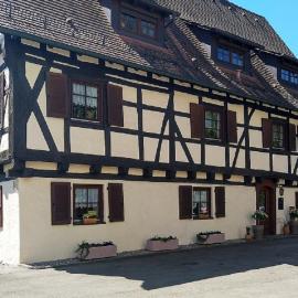 FeWo im Mesnerhaus Mengen, hotel Mengenben