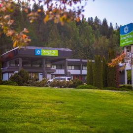 Castlegar में, होटल SureStay Hotel by Best Western Castlegar