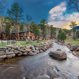 4 Seasons Inn on Fall River – hotel w mieście Estes Park