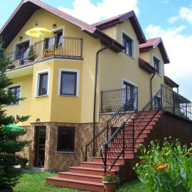 Gosciniec Nad Stawem, hotel en Szczytno