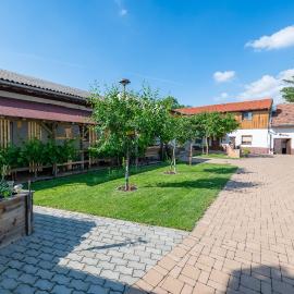 Dorfzeit-Fleischhacker, hotel Mosonbánfalván