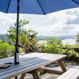 Blue Peter - Opua Holiday Home, hotell i Opua
