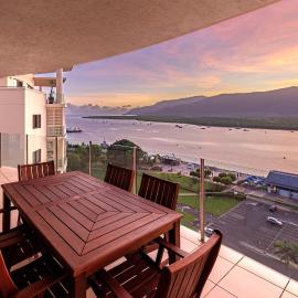 Piermonde Apartments Cairns