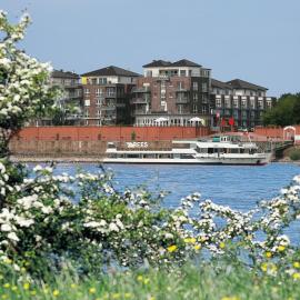 Hotel Rheinpark Rees, hotel a Rees