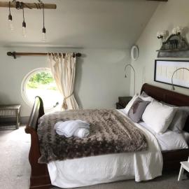 The Jockey Room Hideaway, hotel a Spurstow
