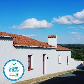 Casa Do Alto Da Eira, hotel v mestu Albergaria dos Fusos