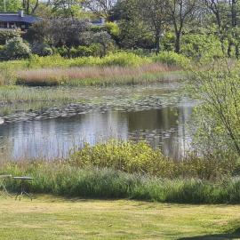 Hotel apartment with a lake view - 2 room apartment, hotel u gradu Krusa