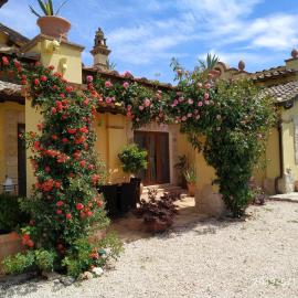 Casale Di Vulci