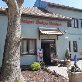 Megyeri Apartman, Hotel in Pócsmegyer