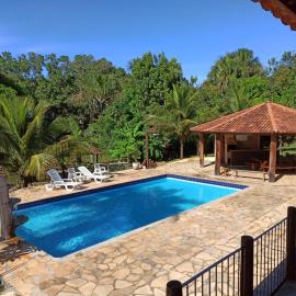 Sítio Recanto da Paz - Chácara para temporada com piscina aquecida, hotel in Hidrolândia
