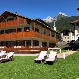 Residence Al Lago, hotel ad Auronzo di Cadore