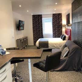 L' Annexe Beverl'inn appartement, hotel em Flers
