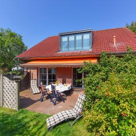 Jever-Ferienhaus Gartenblick