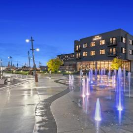 Hotel Indigo Seattle Everett Waterfront Place by IHG, hotel a Everett