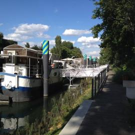 Boat For Guest, hotel a Issy-les-Moulineaux